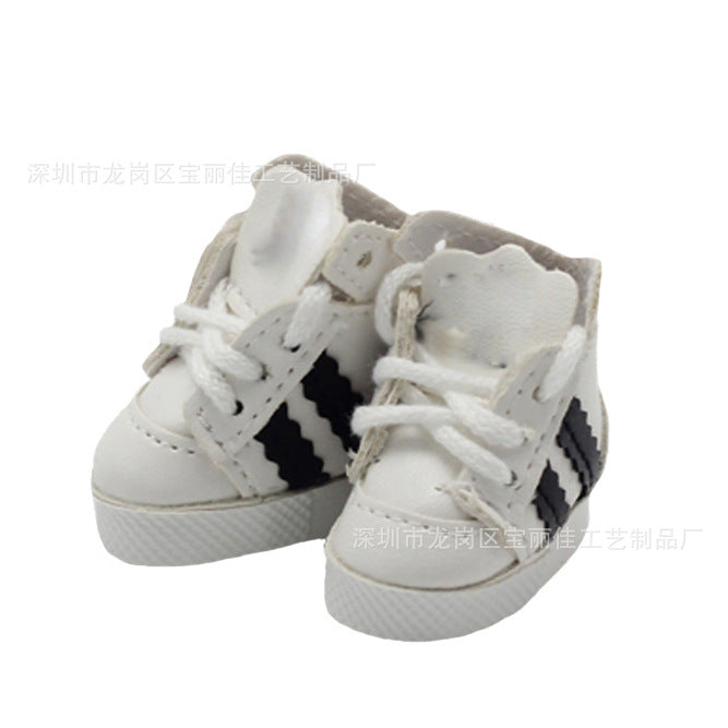 Labubu Doll Casual Sports Shoes - 15cm (Multiple Colors)