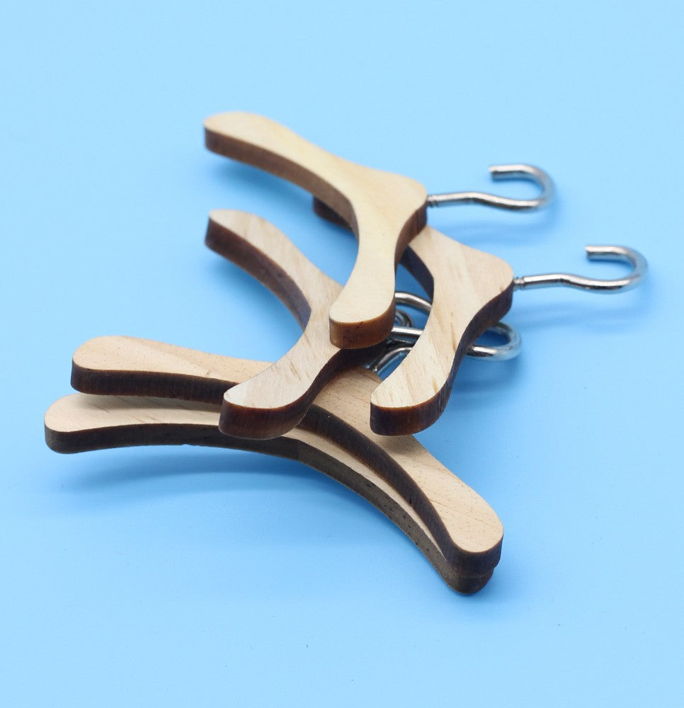 Labubu Doll Clothes Hanger - Solid Wood for 4cm to 15cm Dolls