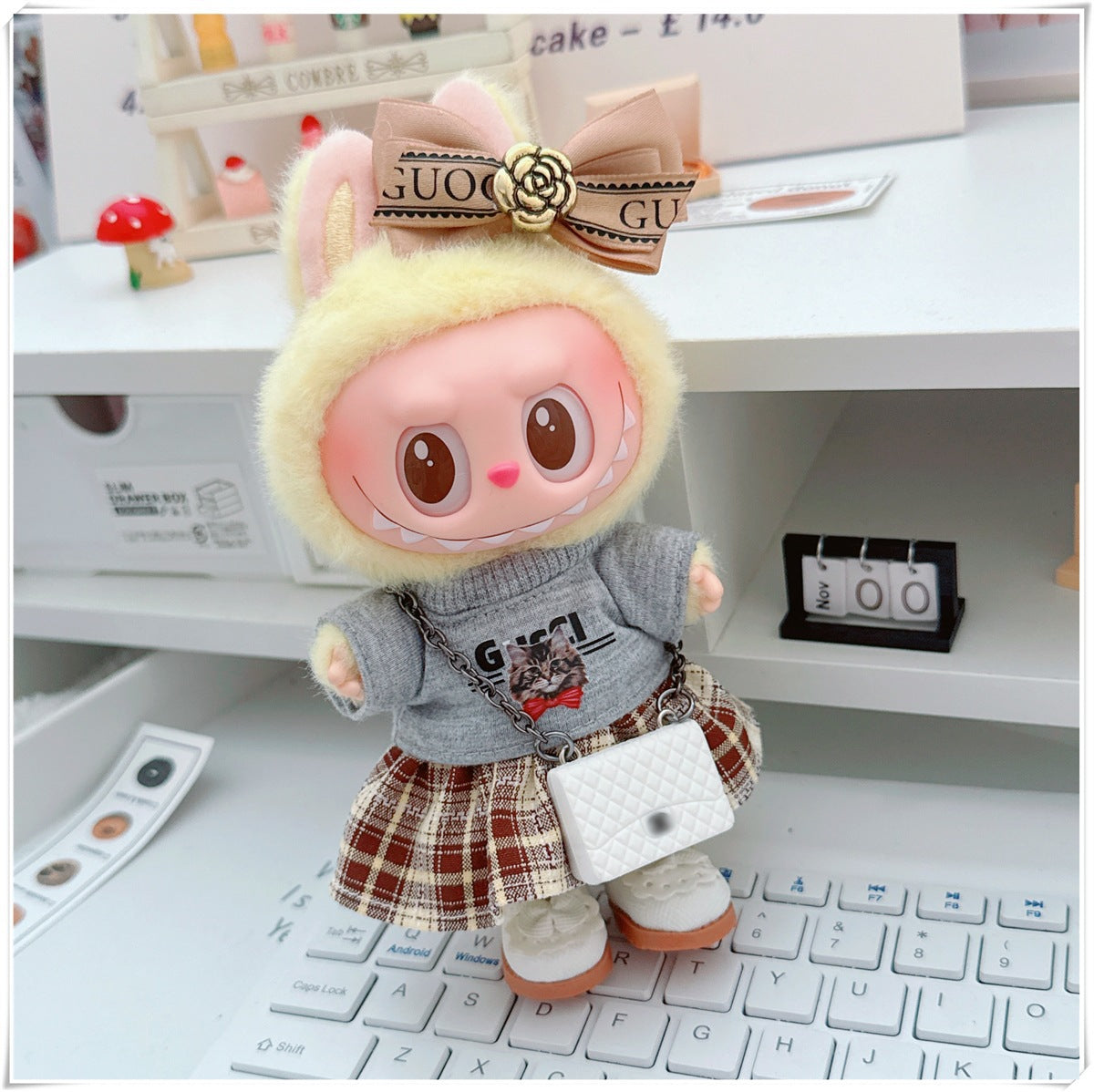 Labubu Doll Outfit - Plaid Skirt & Accessories for 10cm & 17cm Dolls