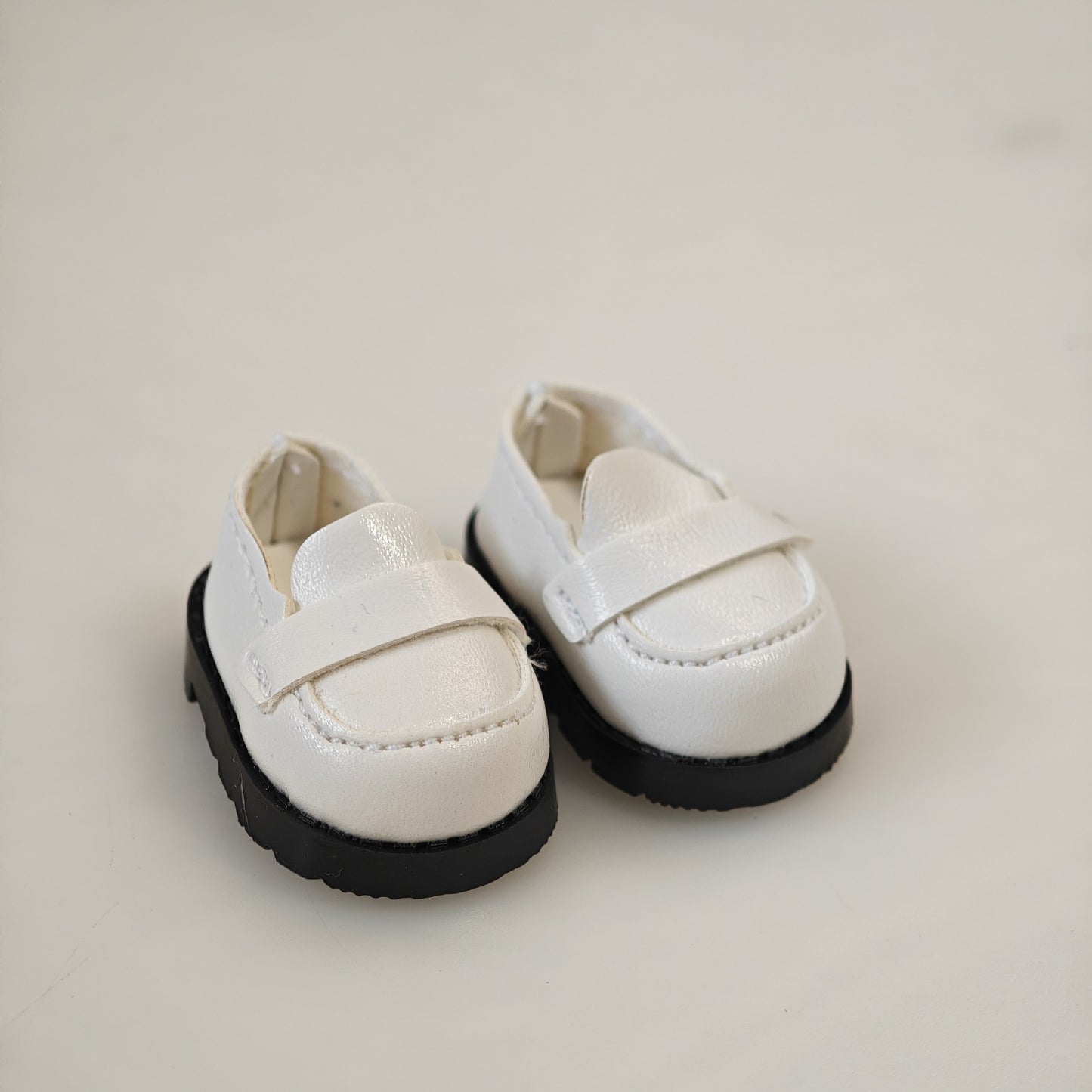 Labubu Doll Outfit Set - Velvet Skirts, Suits & Accessories for 2nd & 3rd Gen Pendant Dolls