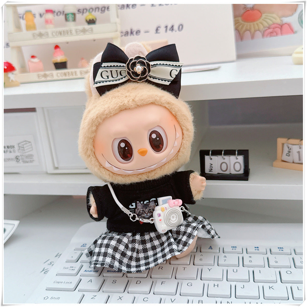 Labubu Doll Outfit - Plaid Skirt & Accessories for 10cm & 17cm Dolls