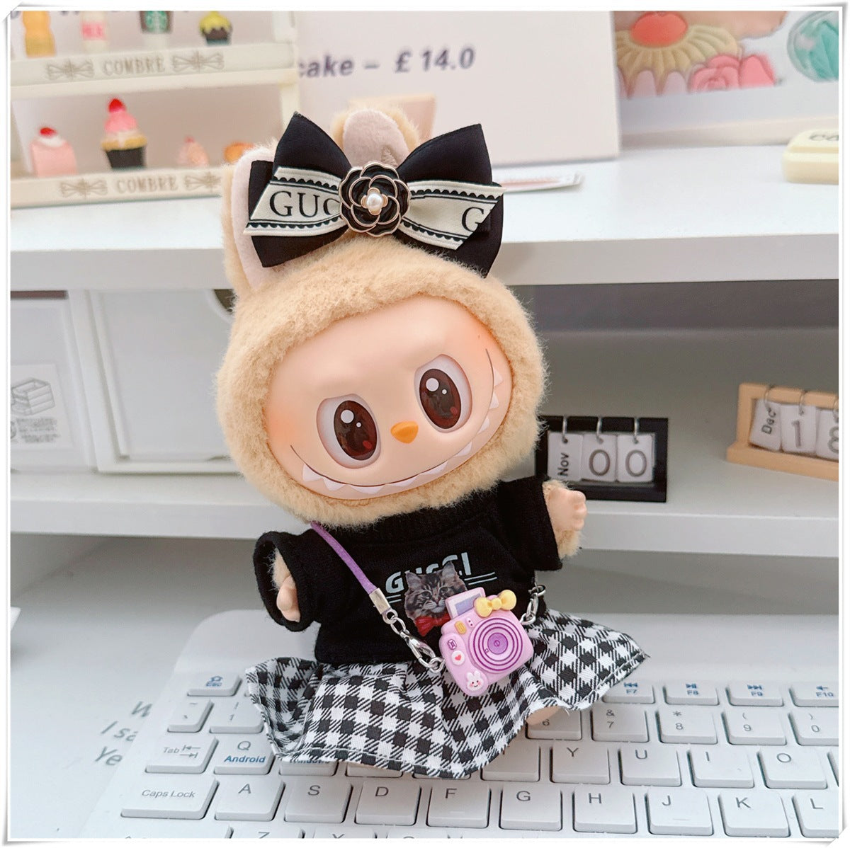 Labubu Doll Outfit - Plaid Skirt & Accessories for 10cm & 17cm Dolls