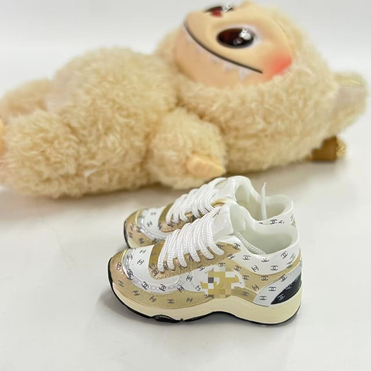 Labubu Plush Doll Clothes 17cm Plush Vinyl Doll Bag Hanging Replacement Shoe Model Pendant Blind Box