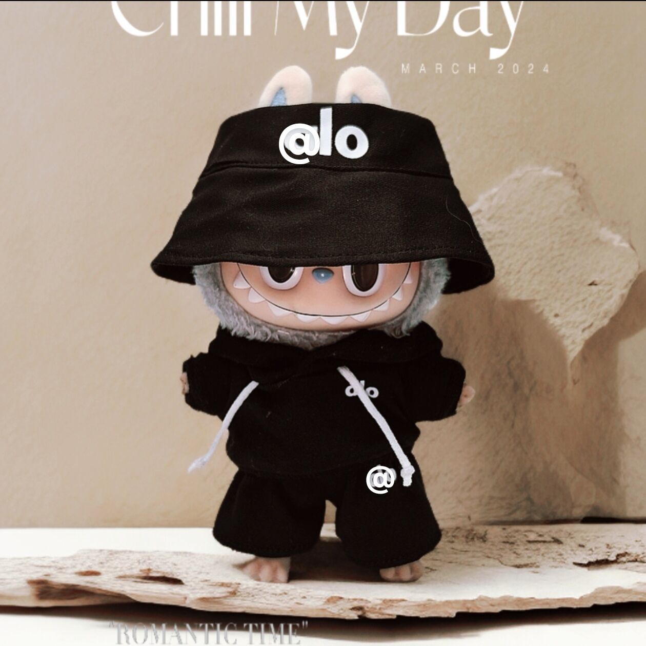 Labubu Doll Outfit Set for 17cm Vinyl Doll - Black & Pink Styles