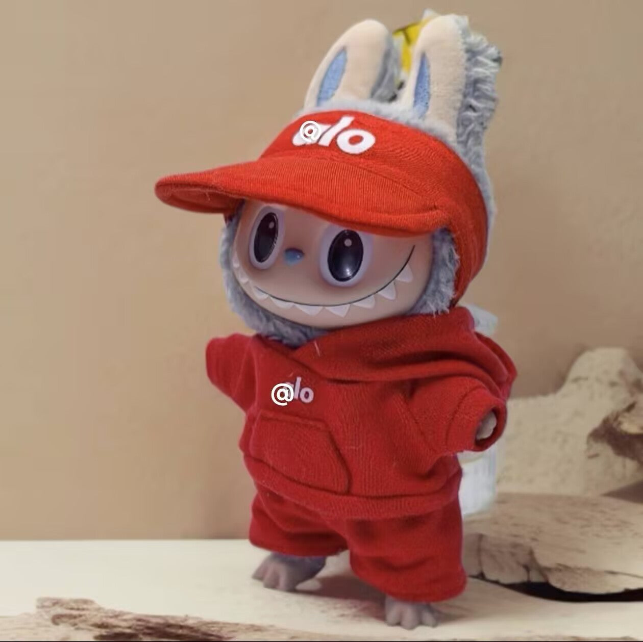 Labubu Doll Outfit Sets - Stylish Clothes & Accessories for 1st & 2nd Gen