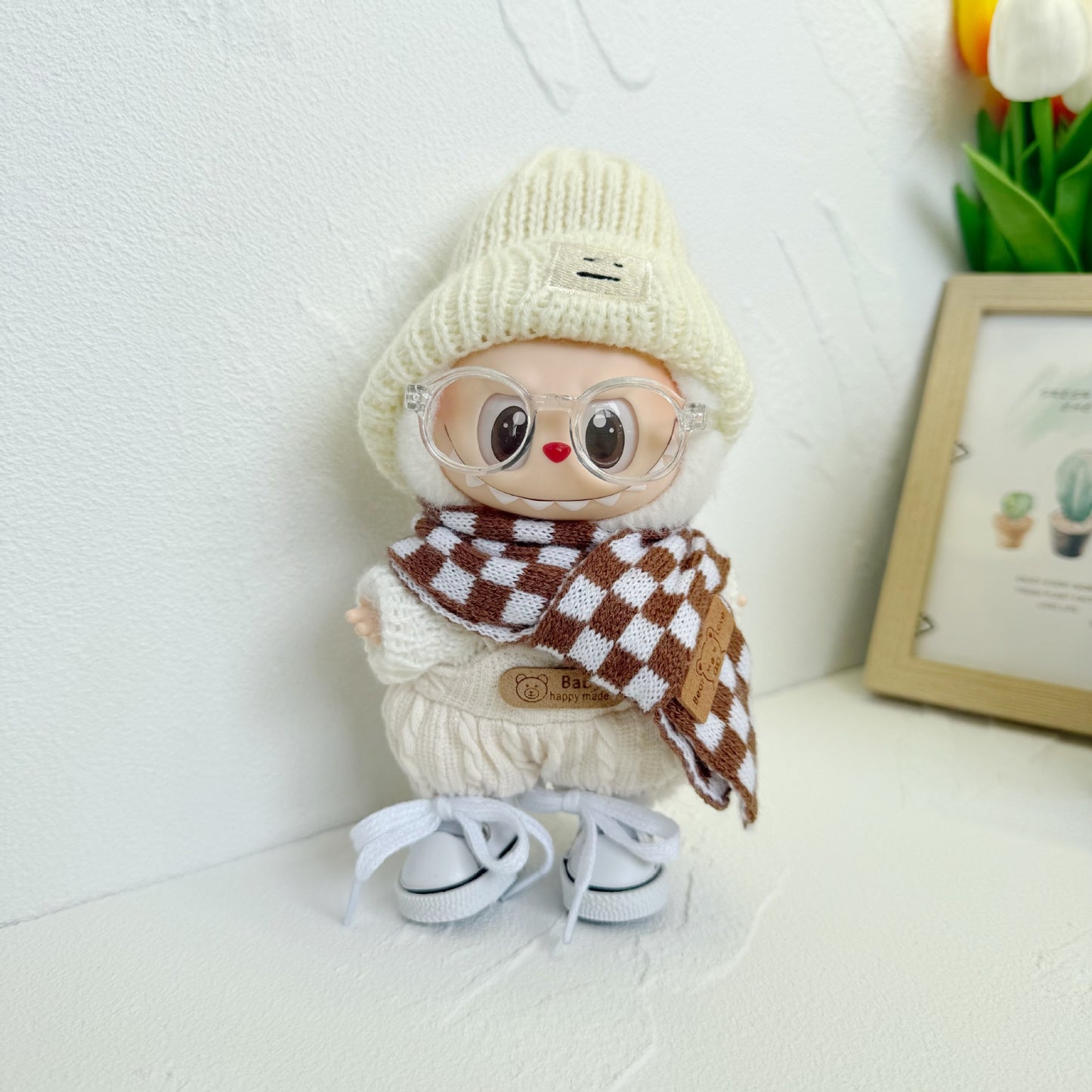 First and Second Generation Labubu Clothes Black Checkered Bear Logo Scarf Expression Hat Set Labubu Hat Scarf Clothes Dress up