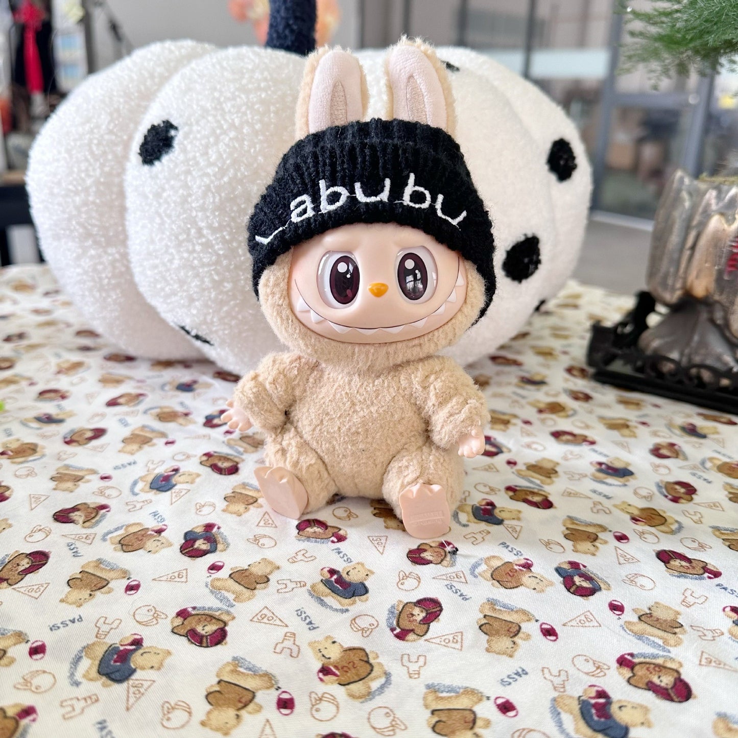 Labubu Doll Outfit Set - Knitted Hat & Sweater for 1st & 2nd Gen