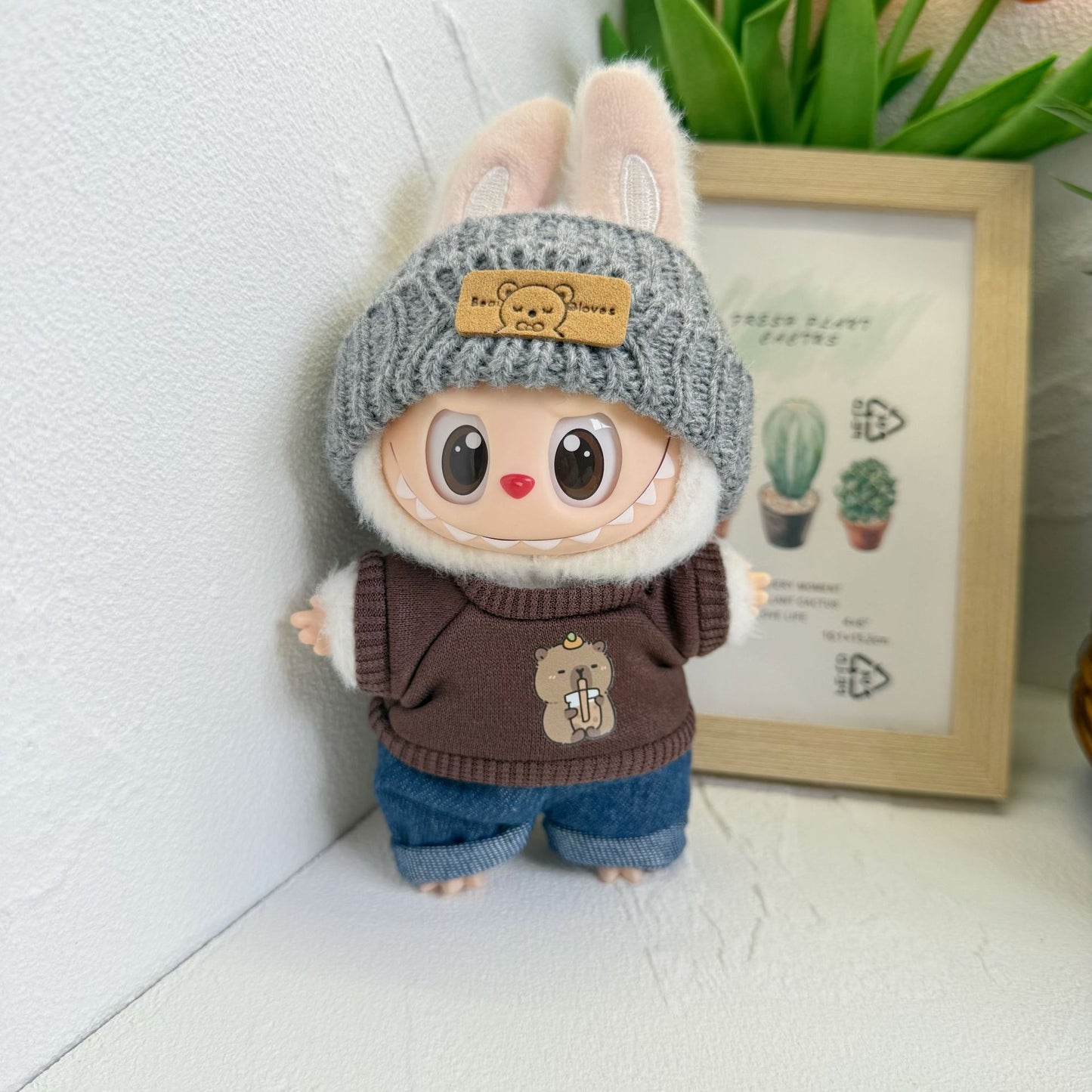 The first and second generation of cloth cloth clothes sit party doll clothes LABUBU hat casual money sports suit new product