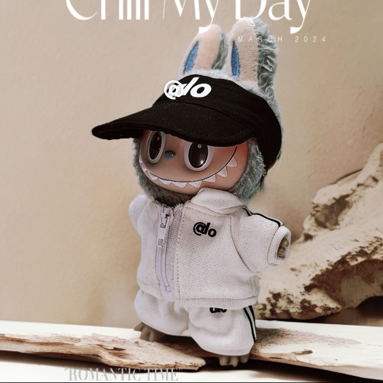 Labubu Doll Outfit Set for 17cm Vinyl Doll - Hat, Sweatshirt, Shorts & Shoes