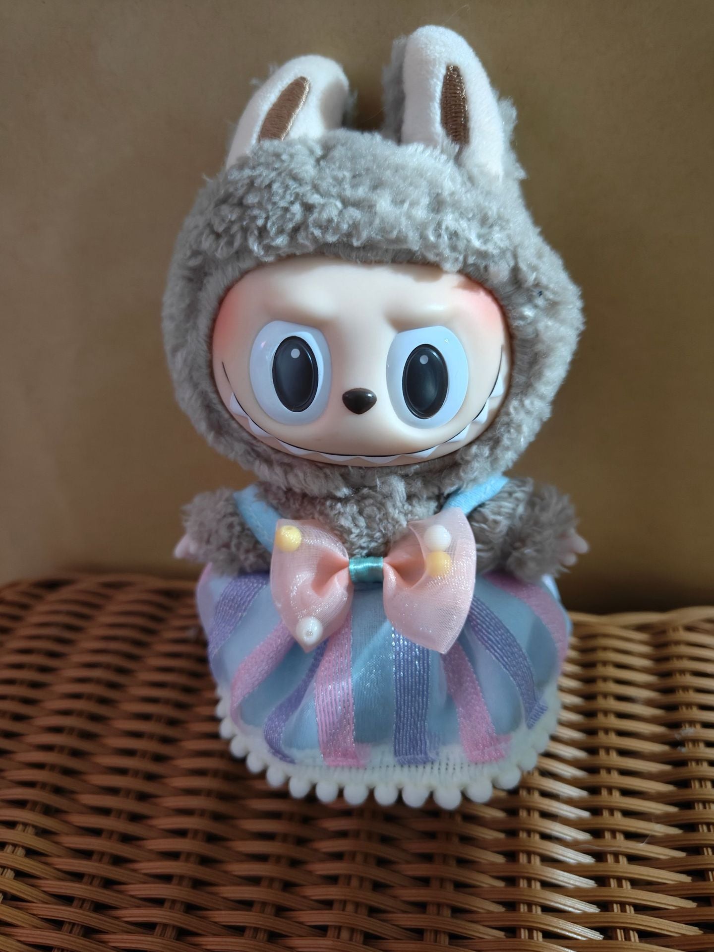 Labubu Doll Clothes for 17cm Vinyl Pendant Doll - Skirts & Outfits