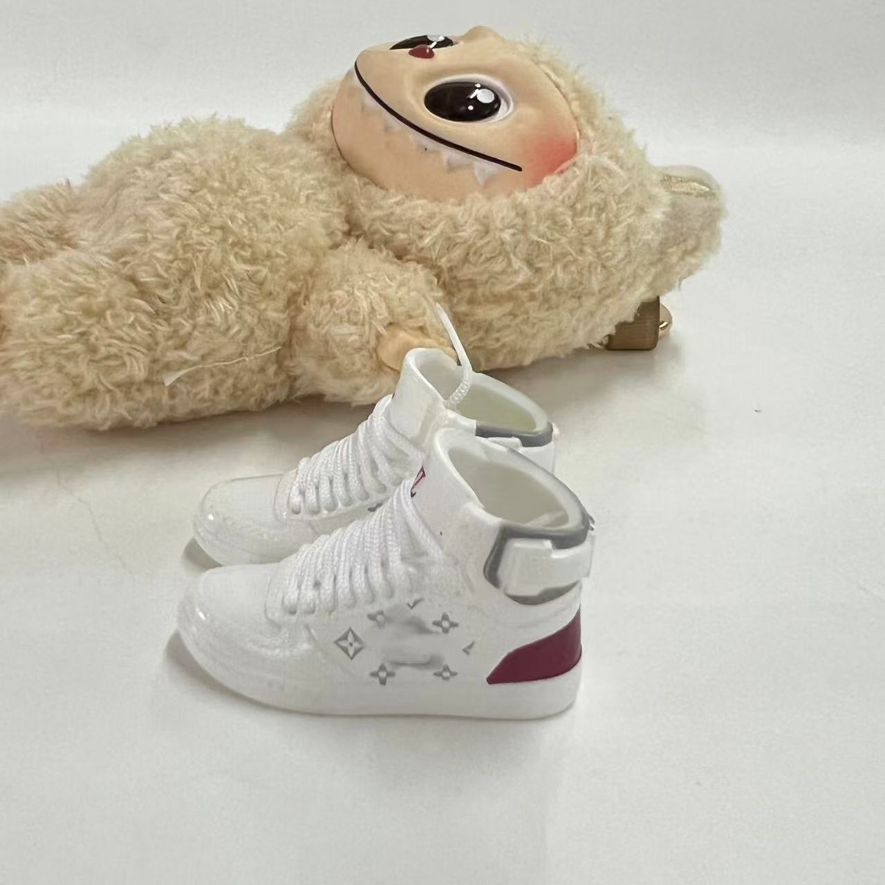 Labubu Plush Doll Clothes 17cm Plush Vinyl Doll Bag Hanging Replacement Shoe Model Pendant Blind Box