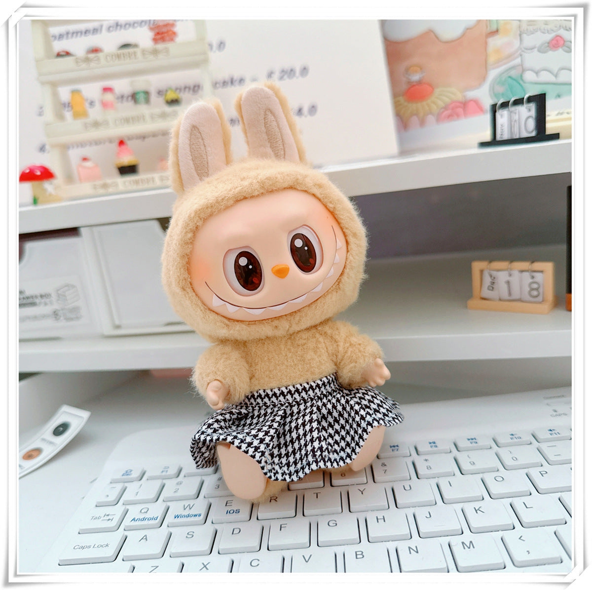 Labubu Doll Clothes - Trendy Hooded Sweatshirt & Pants for 10cm & 17cm Dolls