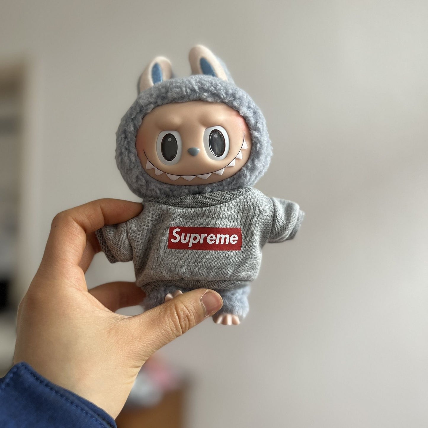 Labubu Doll Outfit - Gray Top & Cuffed Jeans for 10-20cm Vinyl Dolls