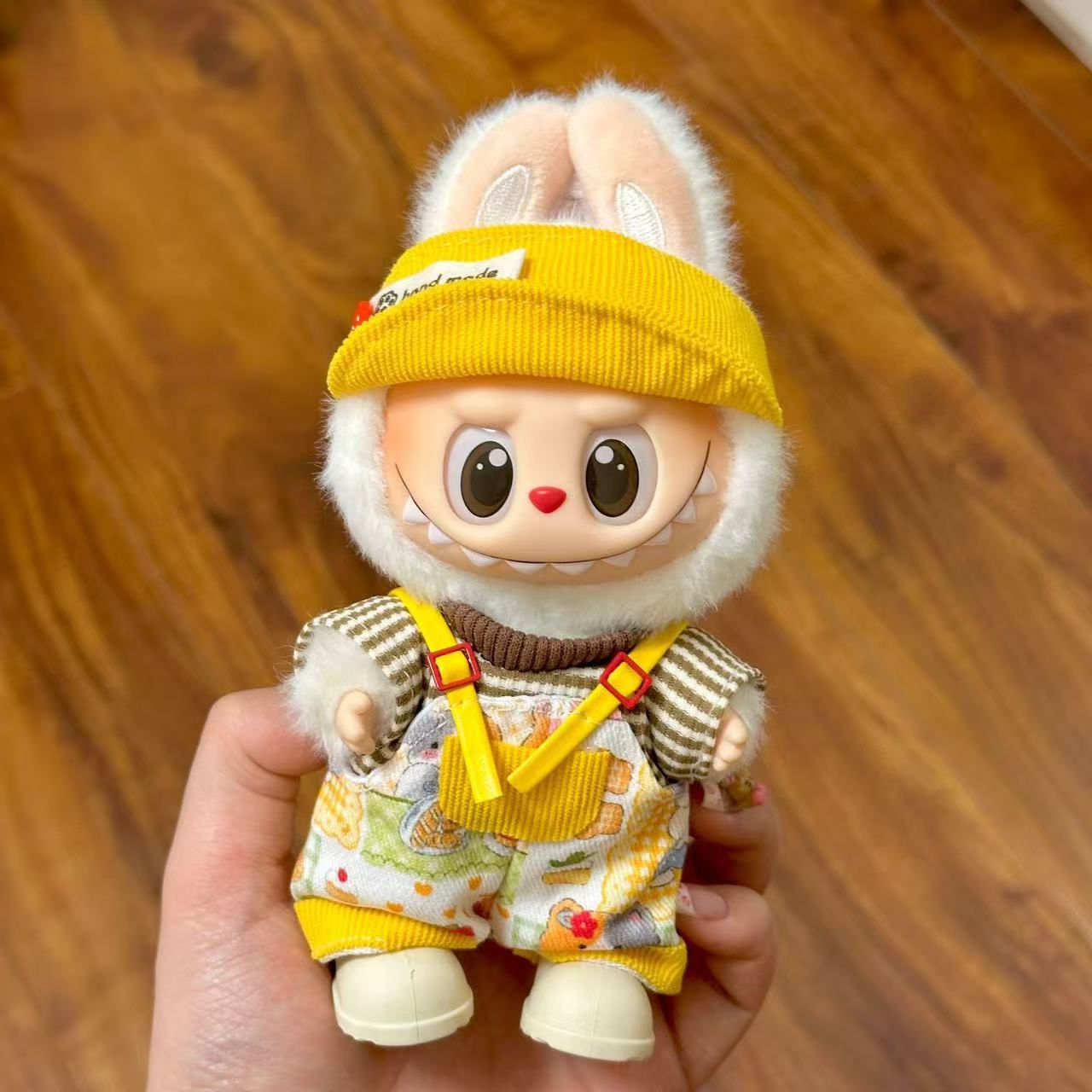 17cm Labubu Pendant Wearing Baby Clothes high quality Labubu Blind Box Pendant Doll Clothes Decorative suit
