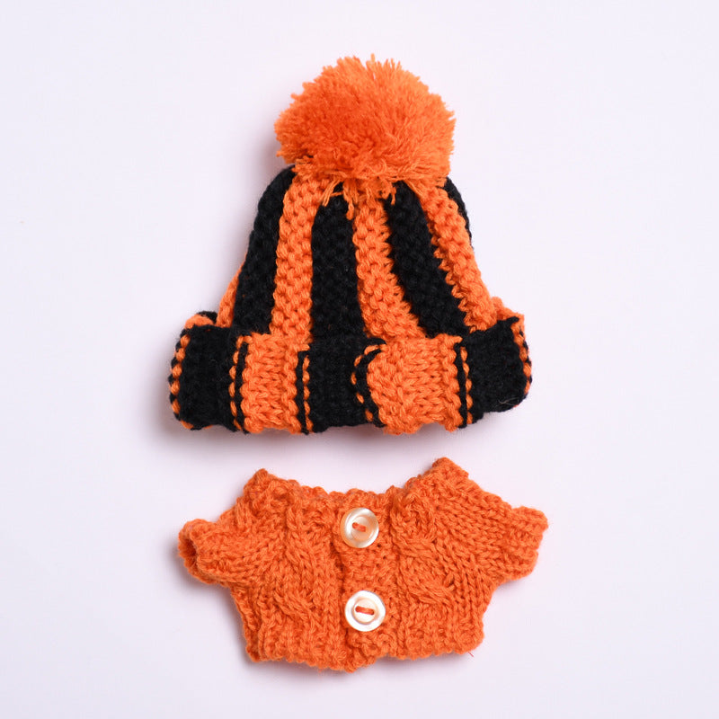 Labubu Doll Winter Outfit - White Sweater & Smiley Wool Hat for 17cm Pendant