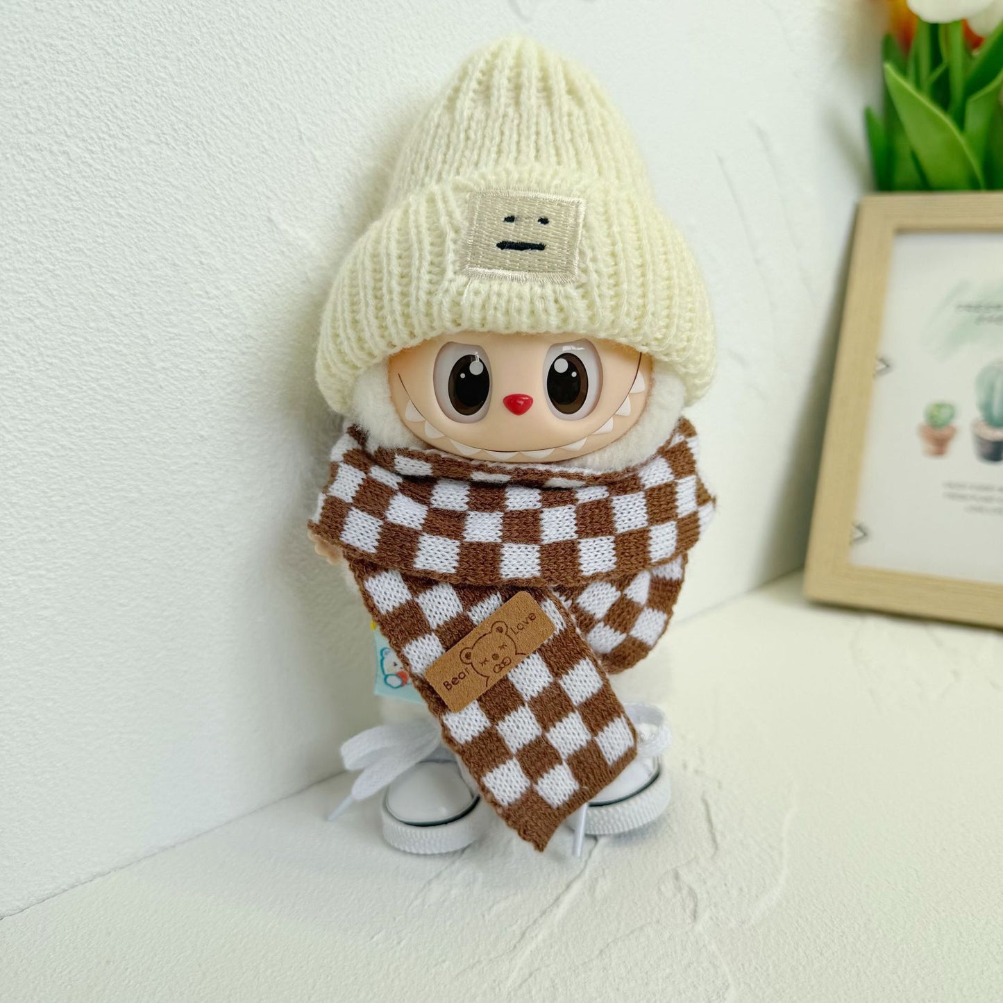 First and Second Generation Labubu Clothes Black Checkered Bear Logo Scarf Expression Hat Set Labubu Hat Scarf Clothes Dress up