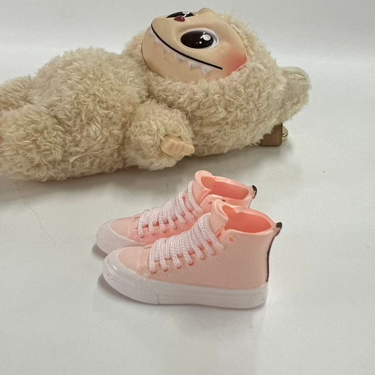 Labubu Plush Doll Clothes 17cm Plush Vinyl Doll Bag Hanging Replacement Shoe Model Pendant Blind Box