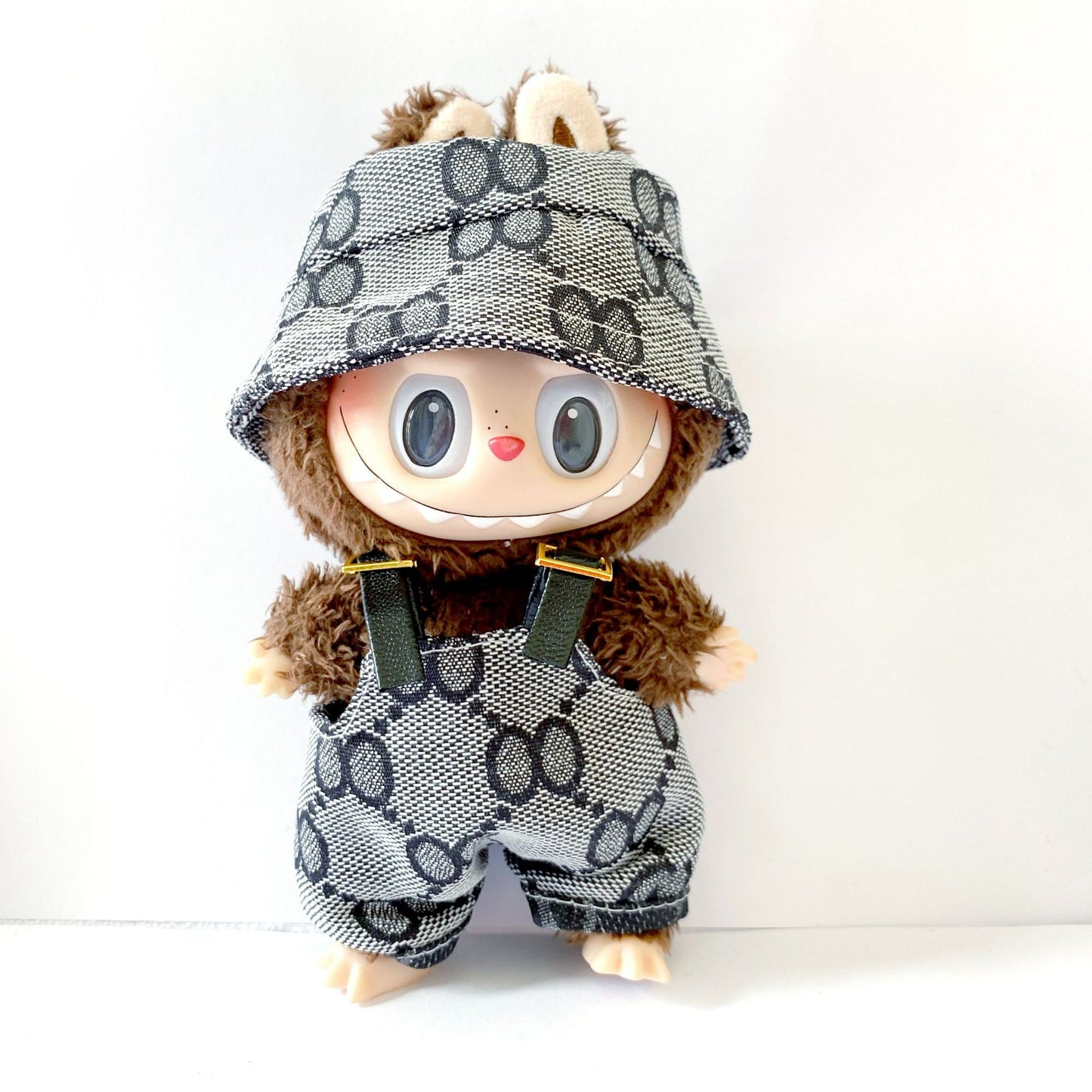 Labubu Doll Outfit - 17cm Party Clothes Set with Skirt, Suspenders & Accessories