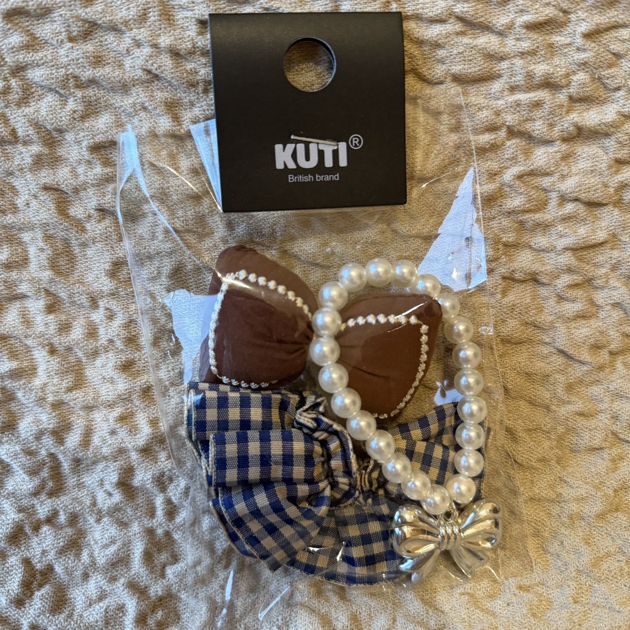 Labubu Doll Pearl Necklace Plaid Skirt with Bow - Cute Outfit