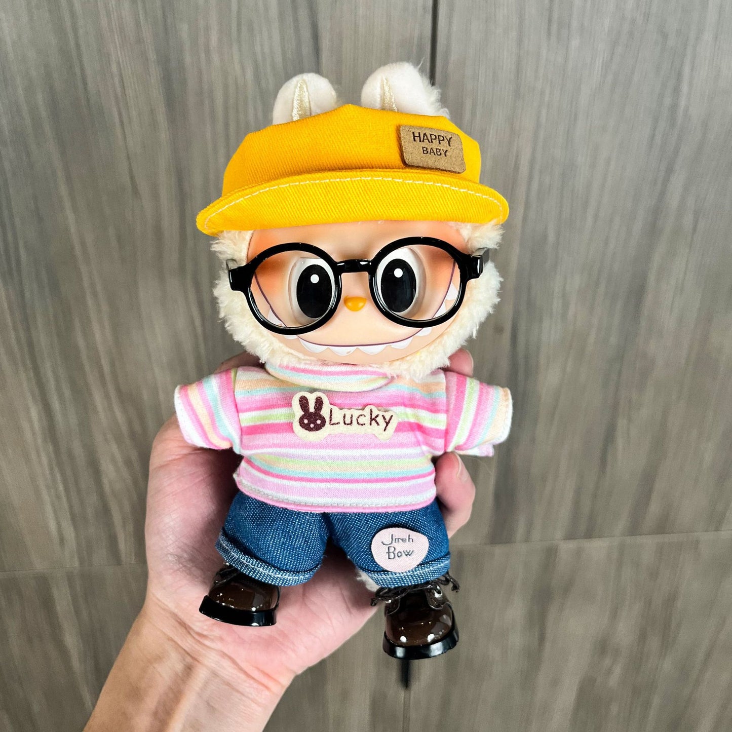 A generation of 17cm cloth baby clothes one or two generations of labubu blind box pendant clothes with replacement suit