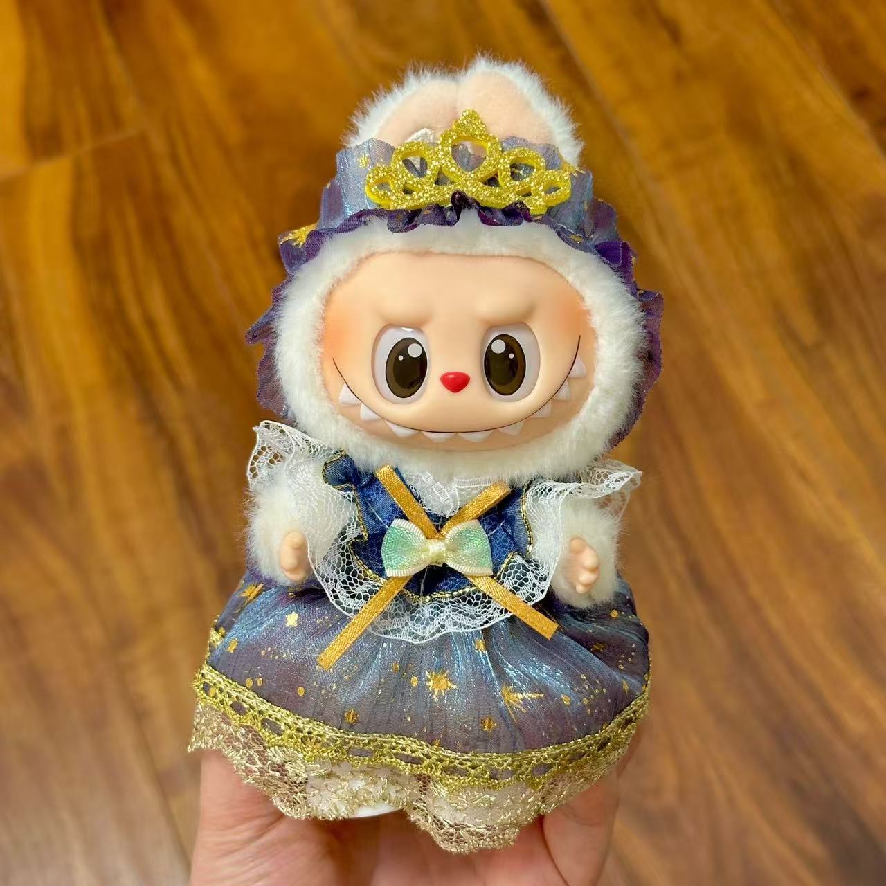 17cm Labubu Pendant Wearing Baby Clothes high quality Labubu Blind Box Pendant Doll Clothes Decorative suit