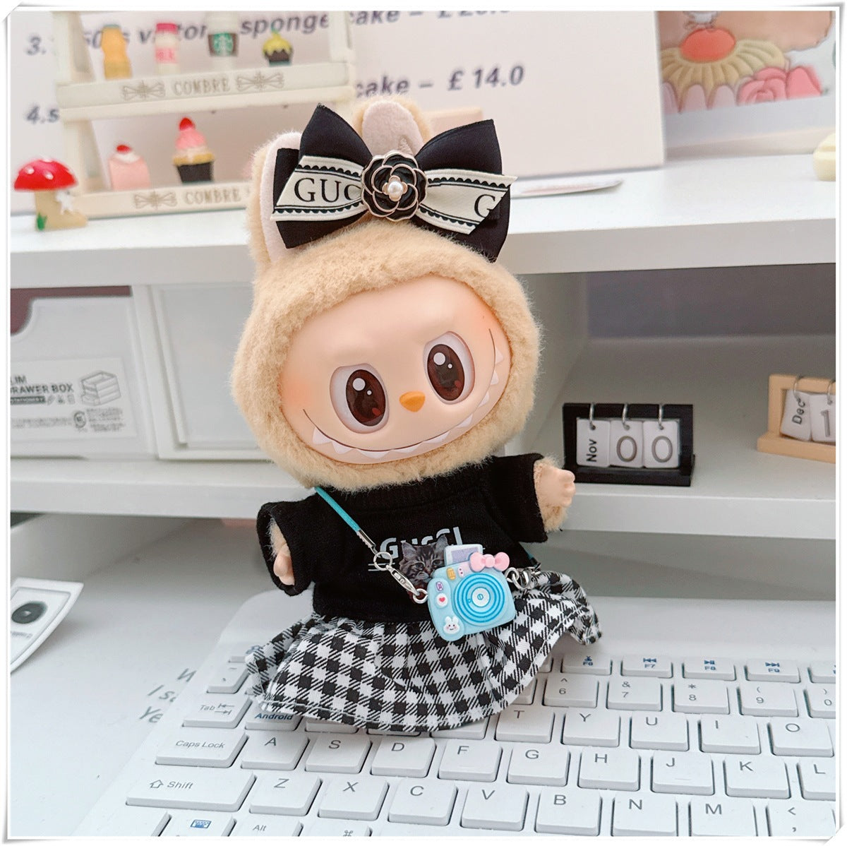 Labubu Doll Outfit - Plaid Skirt & Accessories for 10cm & 17cm Dolls