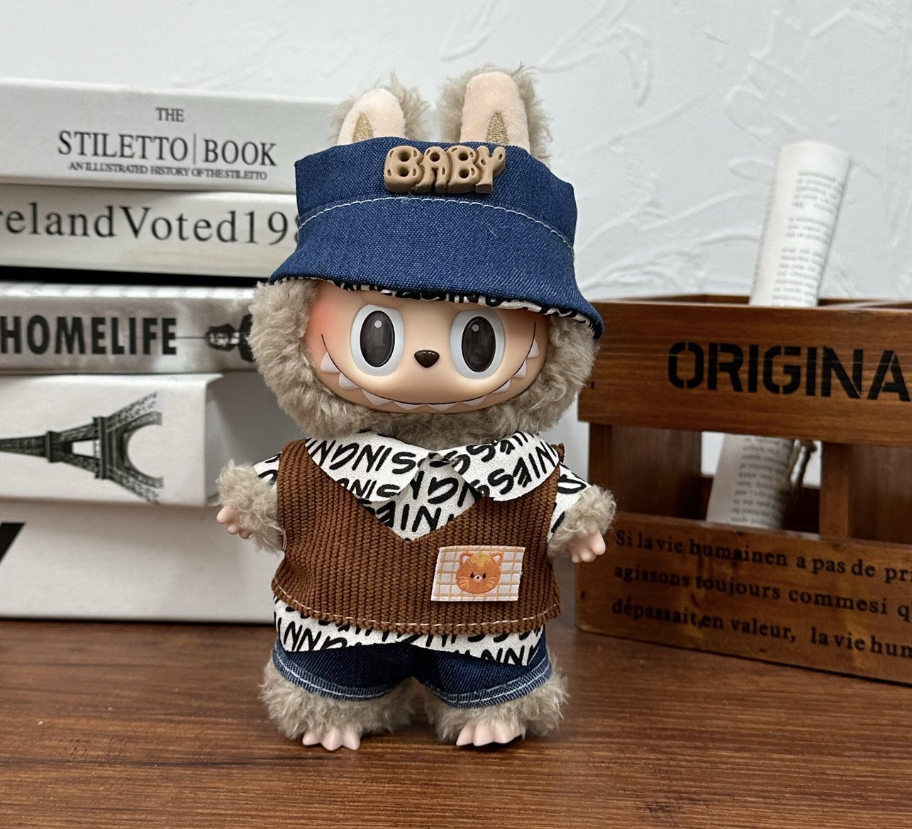 17cm Labubu Pendant Doll Vinyl Labubu Doll Can Wear suit for Plush Toy Clothes