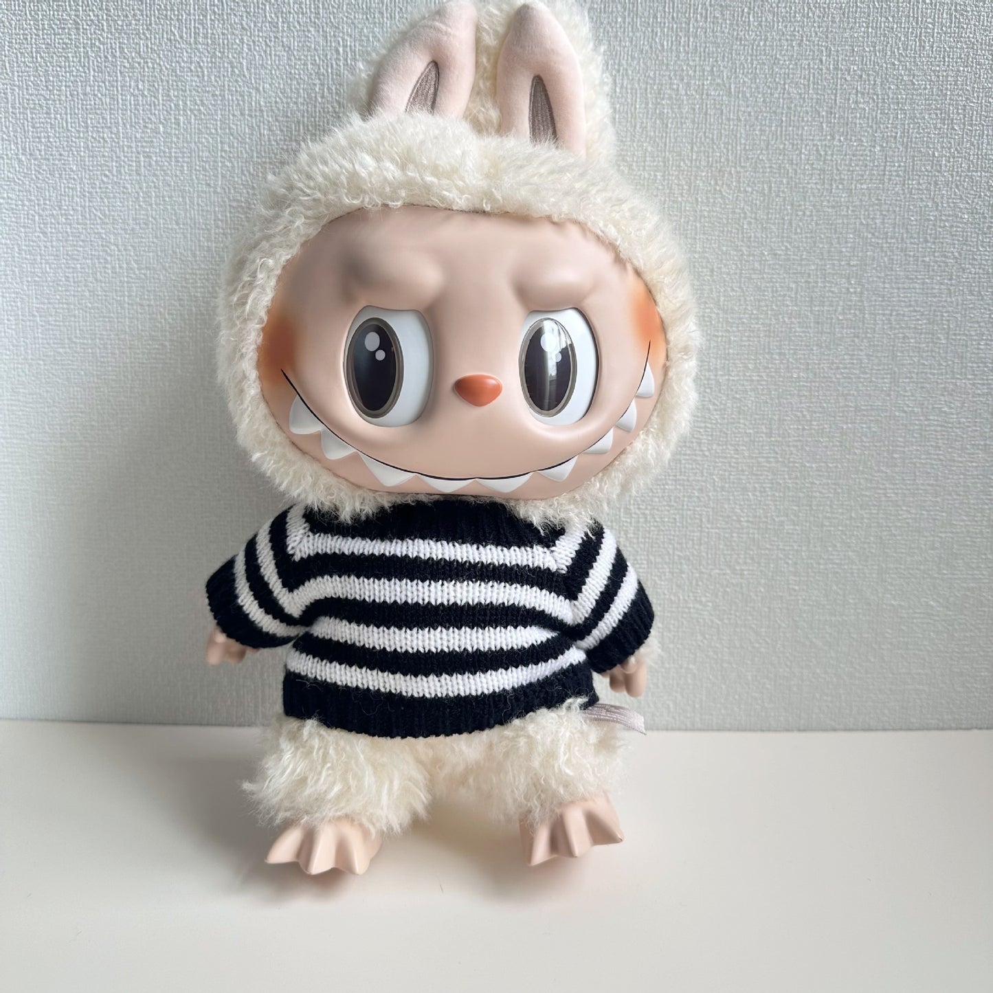 Labubu Doll Clothes - 38CM Cute Outfit Set with Sweater, Hat & Scarf