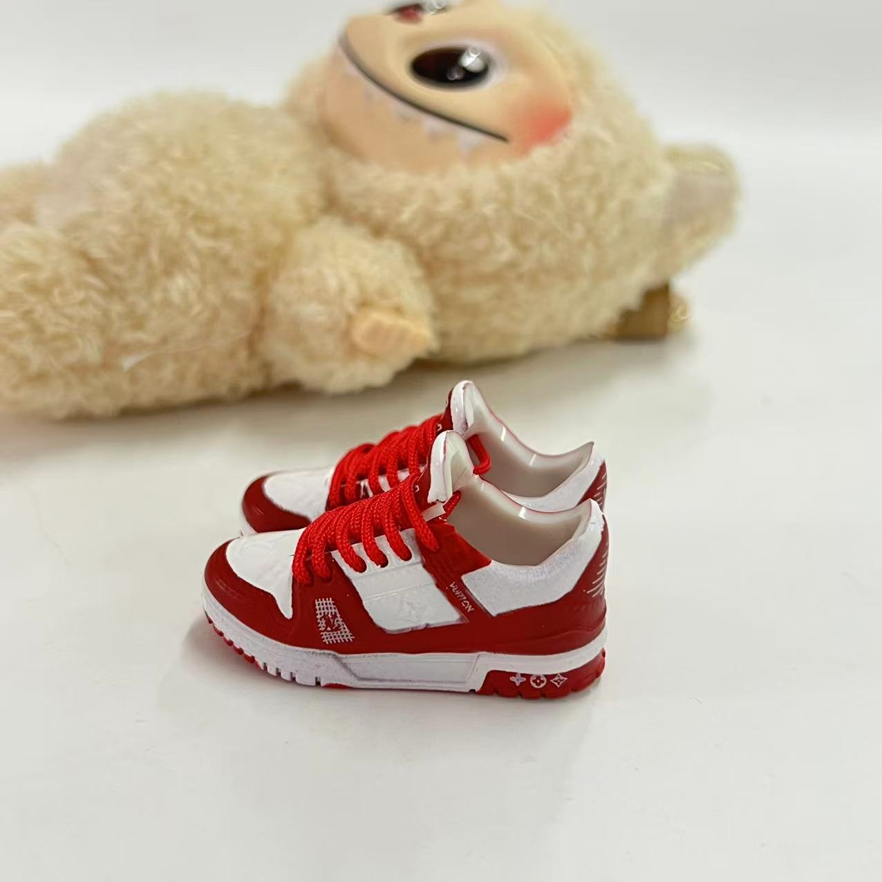 Labubu Plush Doll Clothes 17cm Plush Vinyl Doll Bag Hanging Replacement Shoe Model Pendant Blind Box