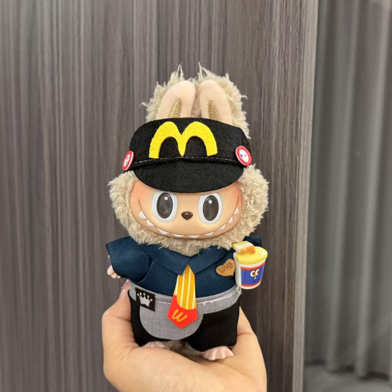 Wholesale labubu doll 17cm pendant one or two generation vinyl plush doll with suit for clothes