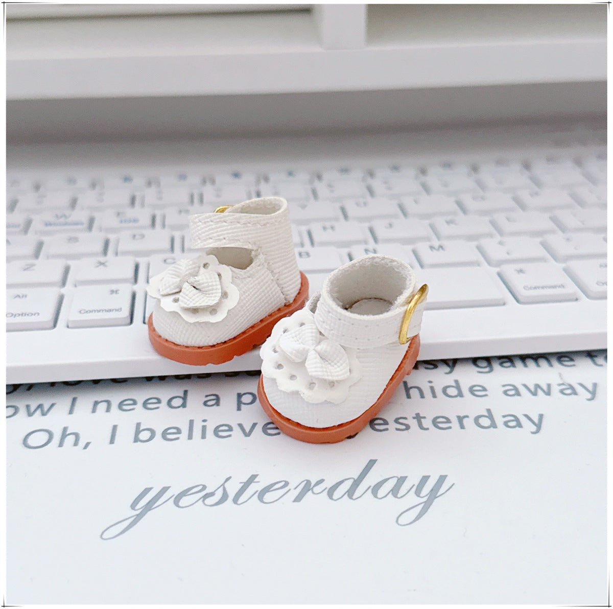 17cm labubu doll 10cm cotton doll three-year-old black white canvas shoes lace-up cloth shoes