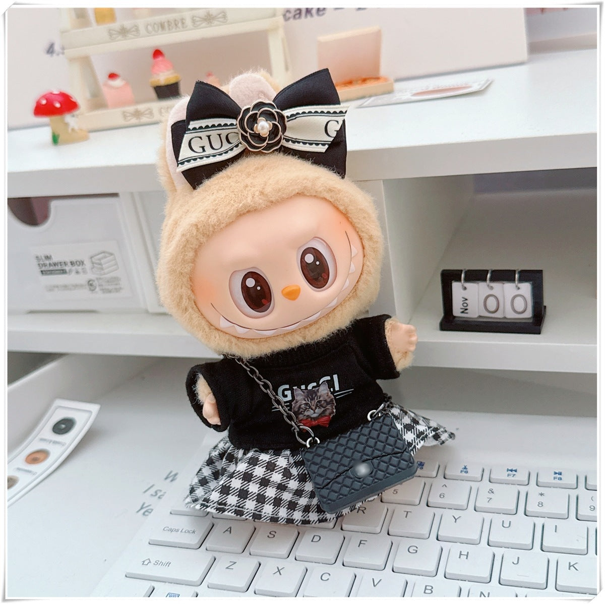 Labubu Doll Outfit - Plaid Skirt & Accessories for 10cm & 17cm Dolls