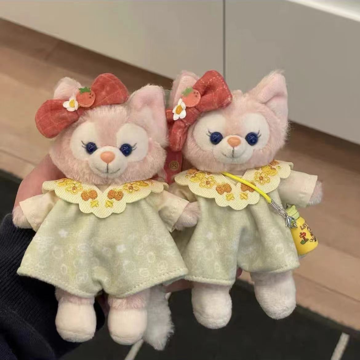 Labubu Doll Clothes for 17cm Vinyl Pendant Doll - Skirts & Outfits