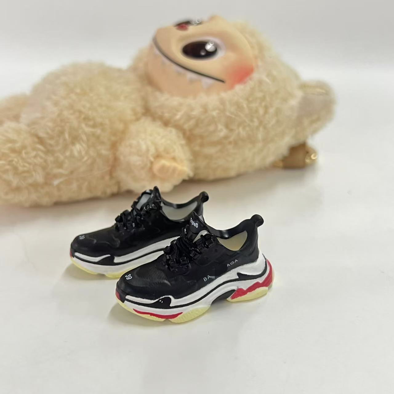Labubu Plush Doll Clothes 17cm Plush Vinyl Doll Bag Hanging Replacement Shoe Model Pendant Blind Box
