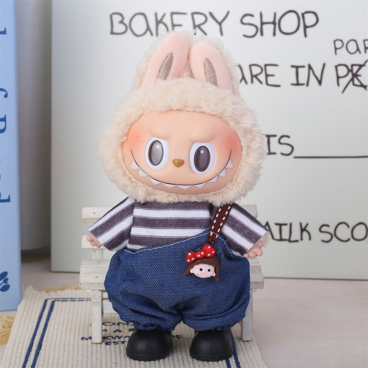 Super Q cute labubu doll 17cm pendant generation for doll plush doll vinyl face change