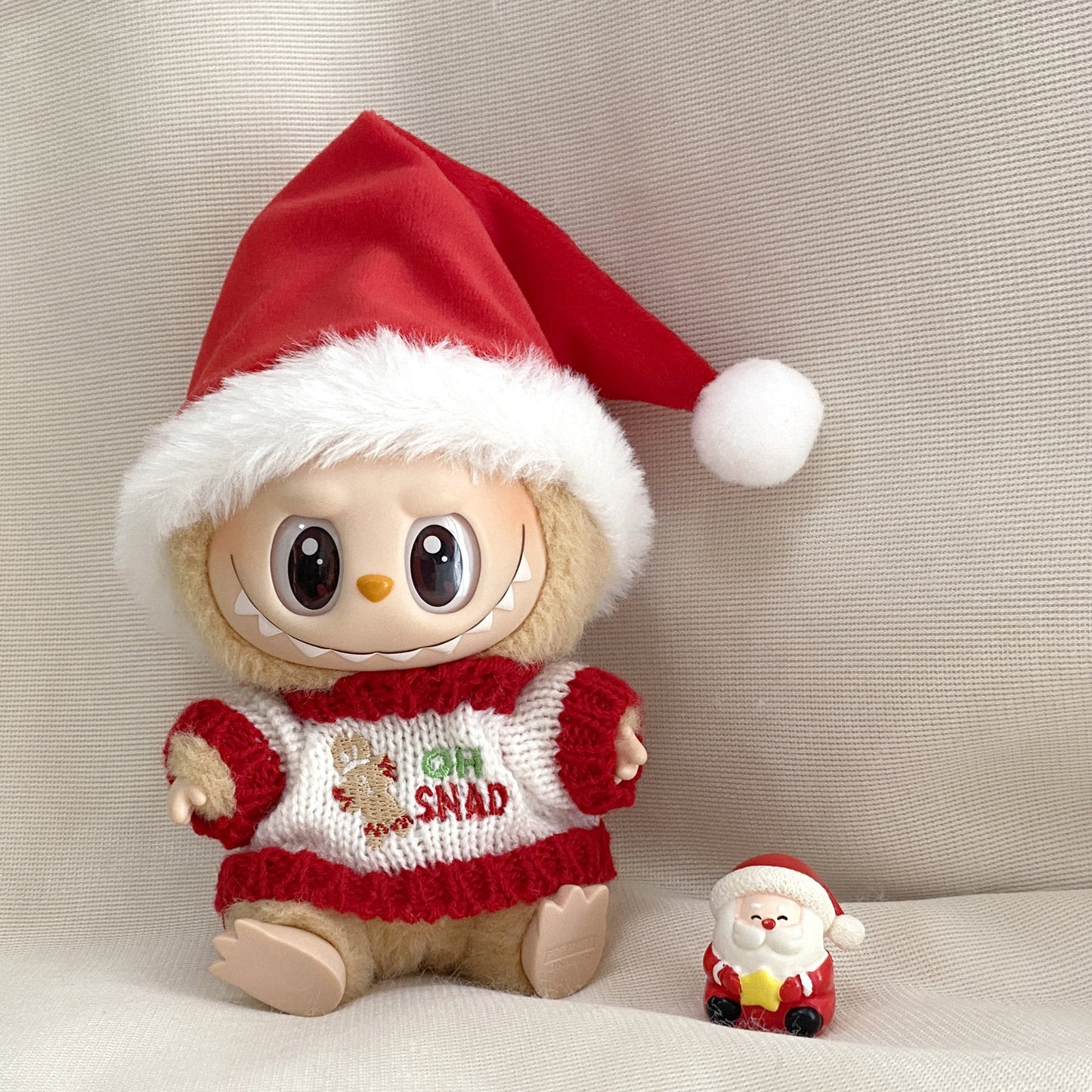 17cm Generation II Labubu Pendant Christmas Cloak Labubu Christmas Clothes Halloween Day Doll Clothes