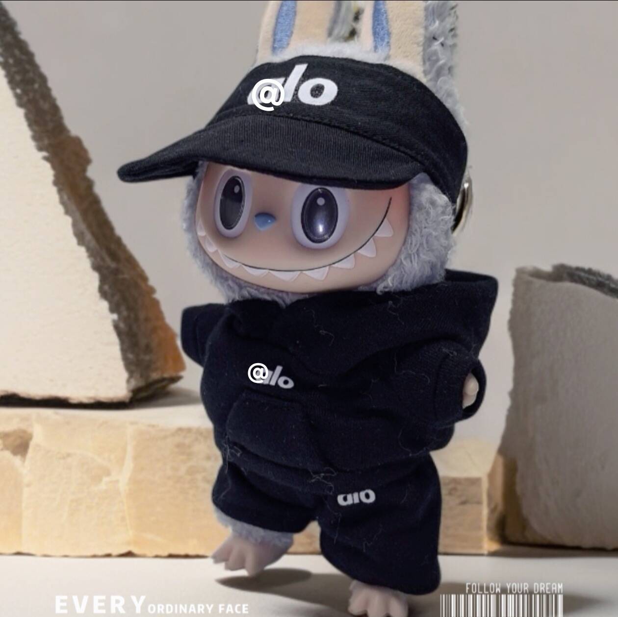 Labubu Doll Outfit Sets - Stylish Clothes & Accessories for 1st & 2nd Gen
