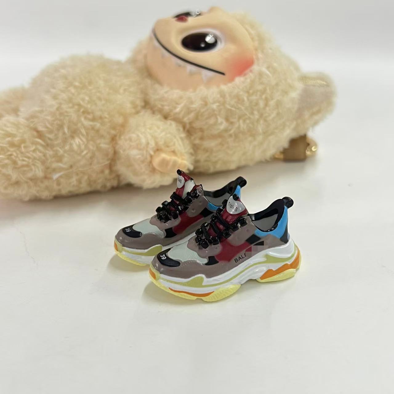 Labubu Plush Doll Clothes 17cm Plush Vinyl Doll Bag Hanging Replacement Shoe Model Pendant Blind Box