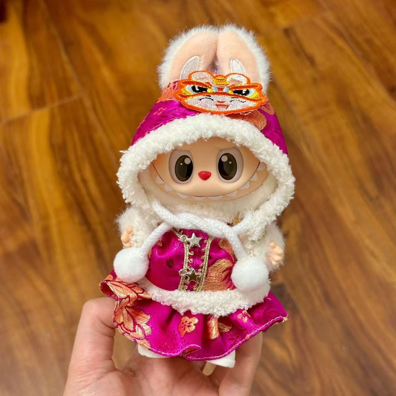 17cm Labubu Pendant Wearing Baby Clothes high quality Labubu Blind Box Pendant Doll Clothes Decorative suit