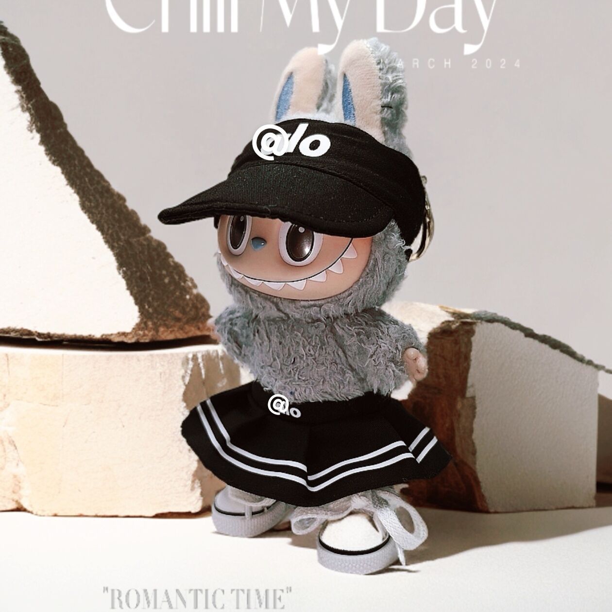 Labubu Doll Outfit Set for 17cm Vinyl Doll - Hat, Sweatshirt, Shorts & Shoes