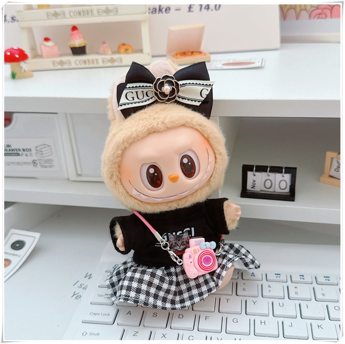Labubu Doll Outfit - Plaid Skirt & Accessories for 10cm & 17cm Dolls