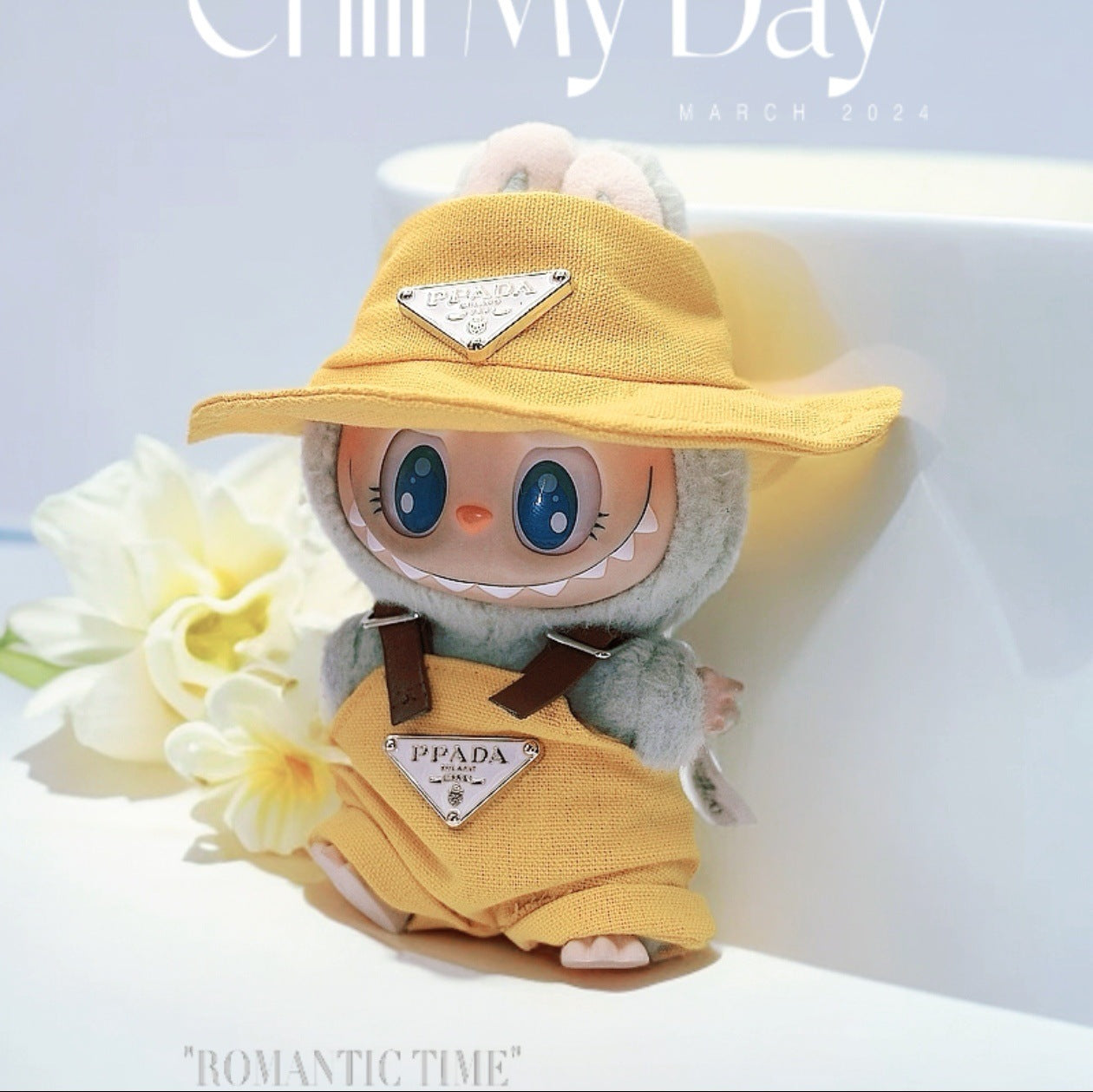 Labubu Doll Outfit - Two-Piece Set for Sitting Posture