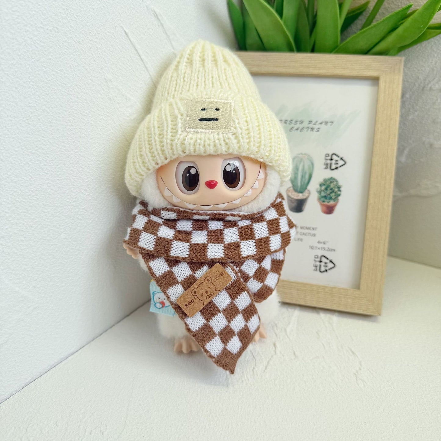 First and Second Generation Labubu Clothes Black Checkered Bear Logo Scarf Expression Hat Set Labubu Hat Scarf Clothes Dress up
