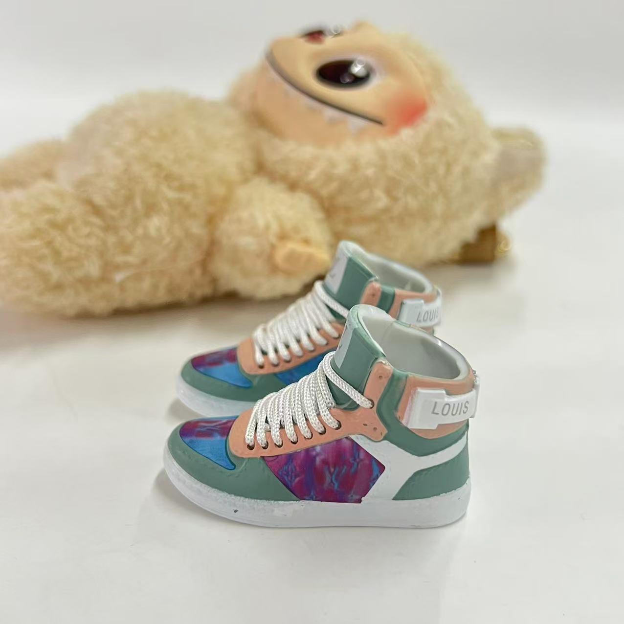 Labubu Plush Doll Clothes 17cm Plush Vinyl Doll Bag Hanging Replacement Shoe Model Pendant Blind Box