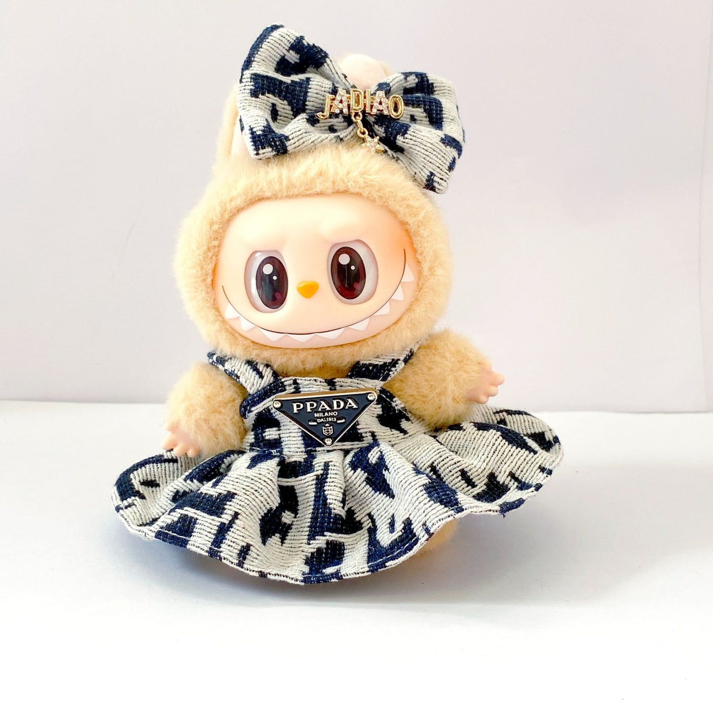 Labubu Doll Outfit - 17cm Party Clothes Set with Skirt, Suspenders & Accessories