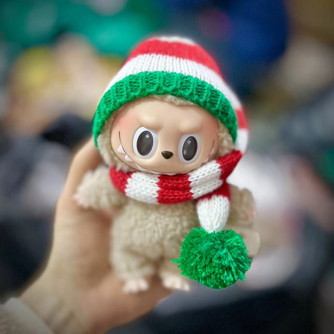 Blind Box pull cloth pendant clothes Christmas suit 15cm macaron labubu pendant doll New Year clothes