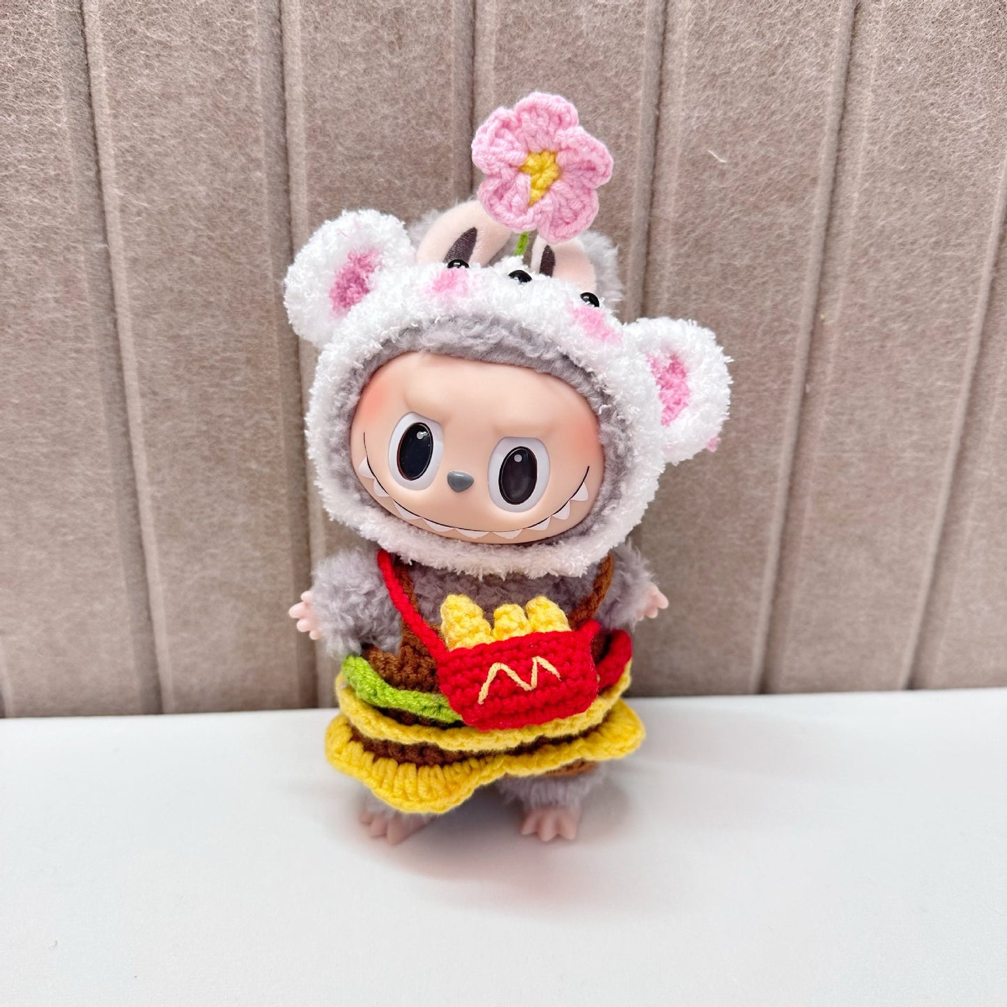 17cm blind box pull cloth handmade clothes blind box labbubu handmade hamburger fries suit afraid of dog head cover