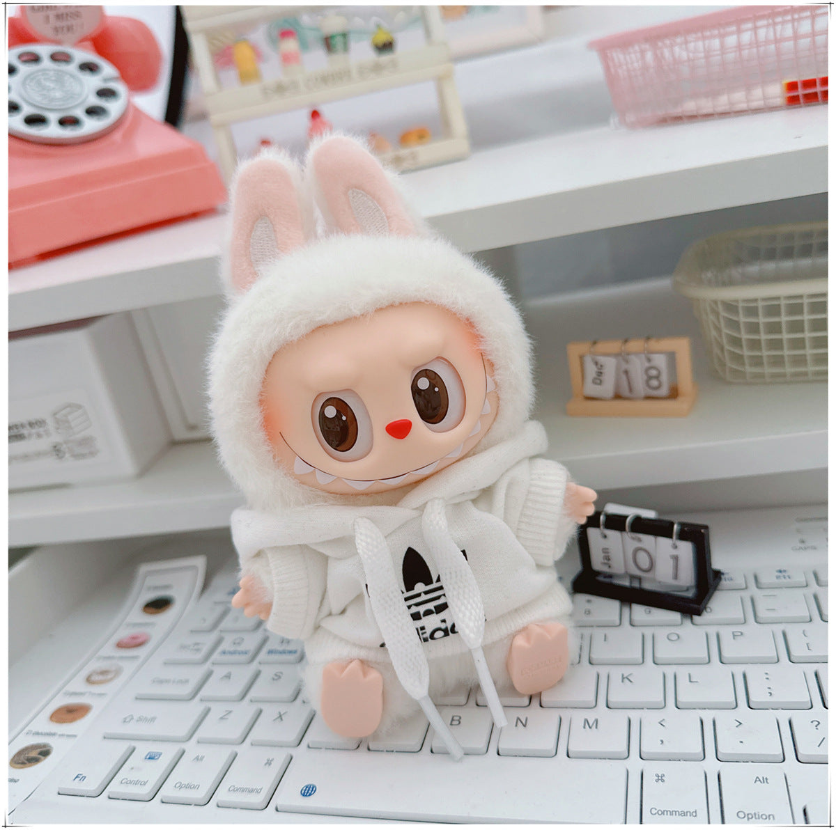 Labubu Doll Outfit - Stylish Denim Overalls & Checkered Bucket Hat for 17cm & 10cm Labubu