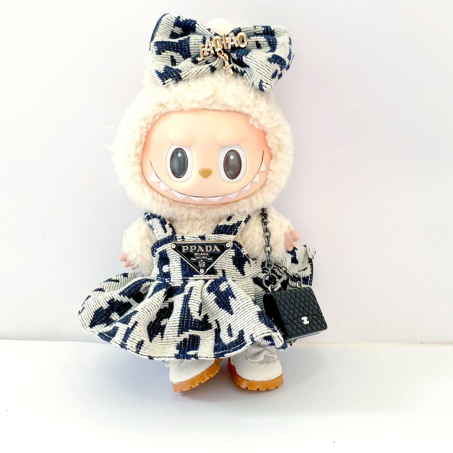 Labubu Doll Outfit - 17cm Party Clothes Set with Skirt, Suspenders & Accessories