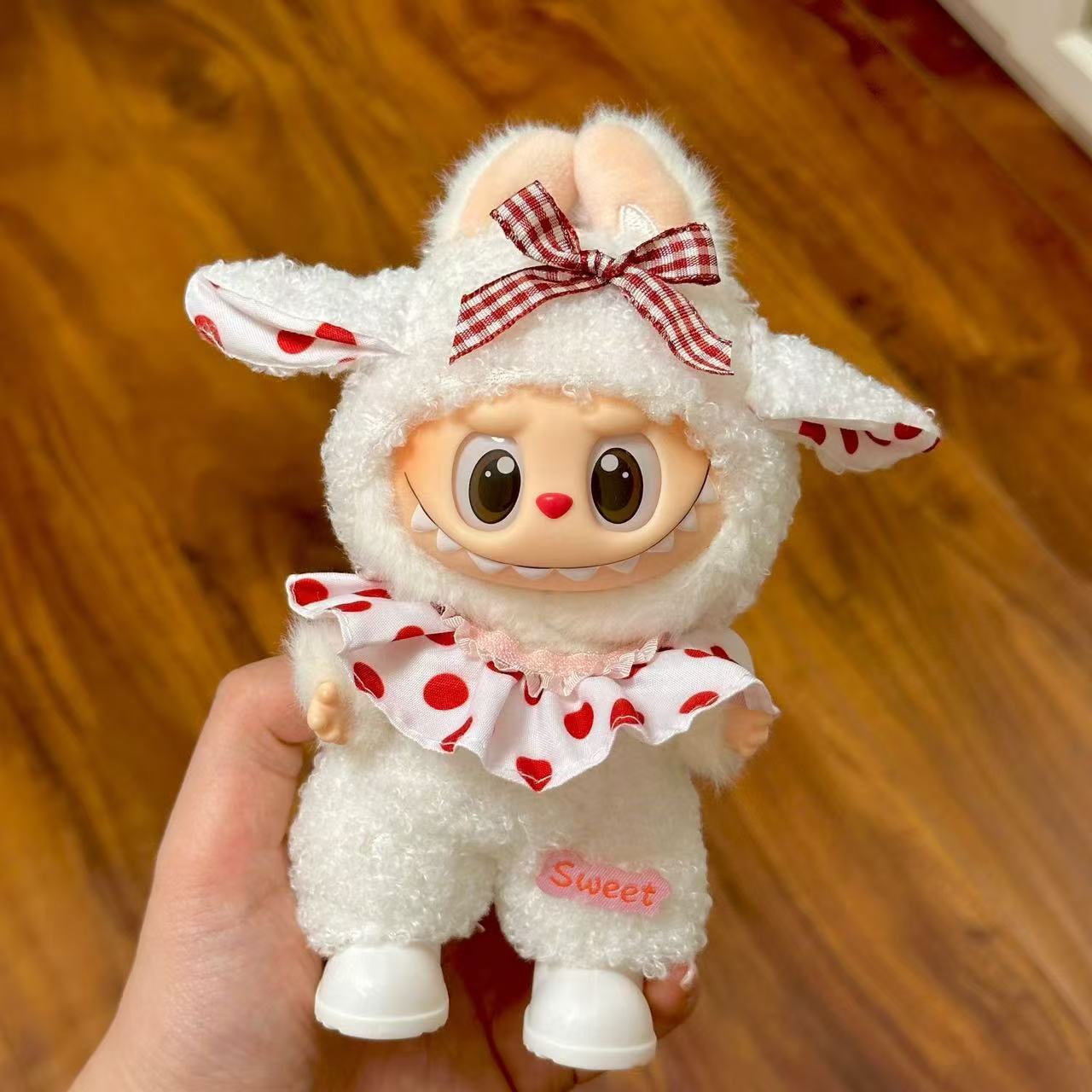 17cm Labubu Pendant Wearing Baby Clothes high quality Labubu Blind Box Pendant Doll Clothes Decorative suit